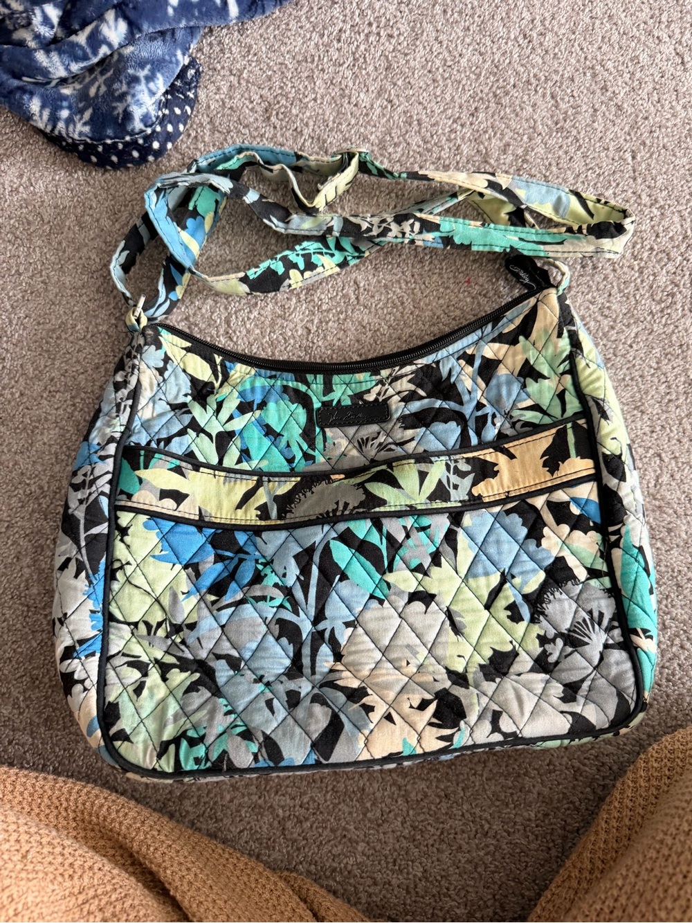 Vera Bradley retired camp floral partQuilted Shoulder Bag in Blue, Green & Cream